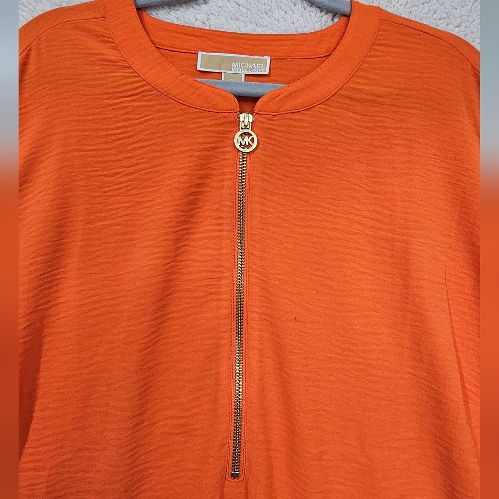 Michael Kors Women’s 3X Orange Puff Sleeve Blouse Gold Zip MK Logo Textured Top - Picture 6 of 10